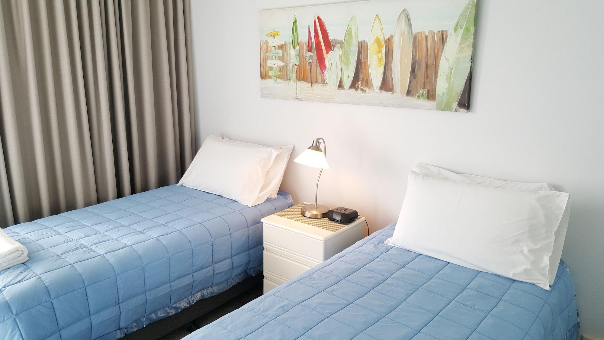 Wyuna Beachfront Holiday Apartments Gold Coast Buitenkant foto