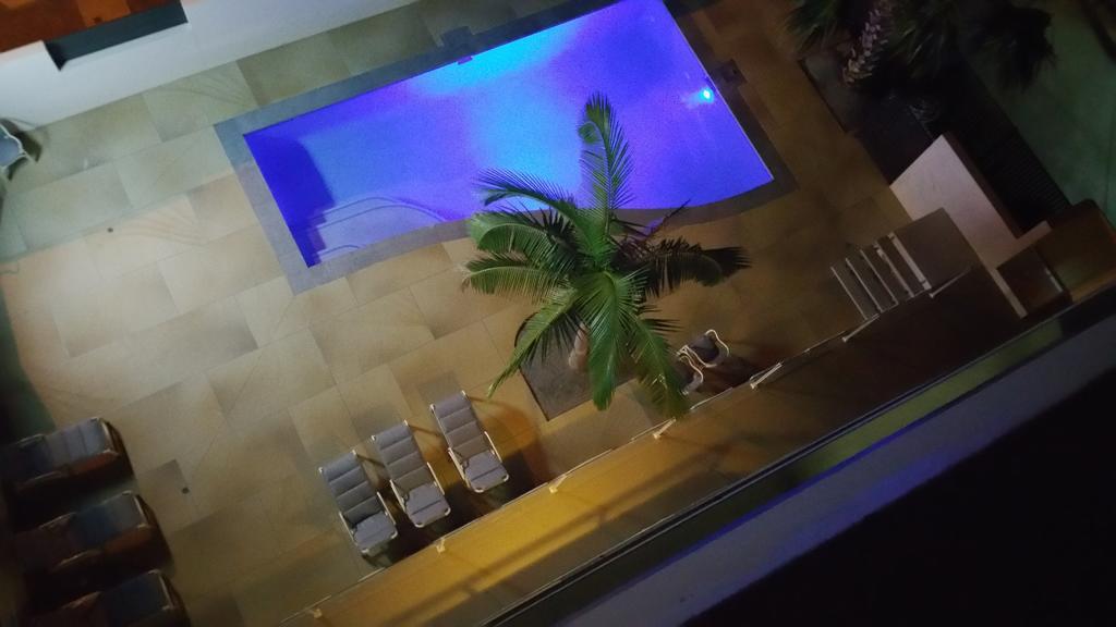 Wyuna Beachfront Holiday Apartments Gold Coast Buitenkant foto