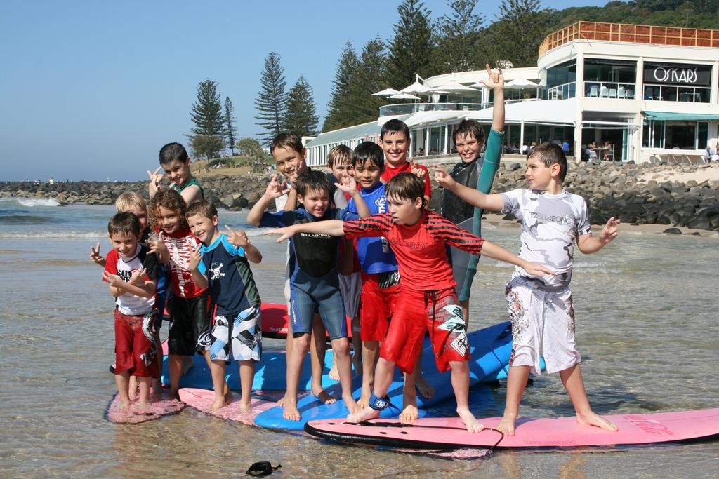 Wyuna Beachfront Holiday Apartments Gold Coast Buitenkant foto