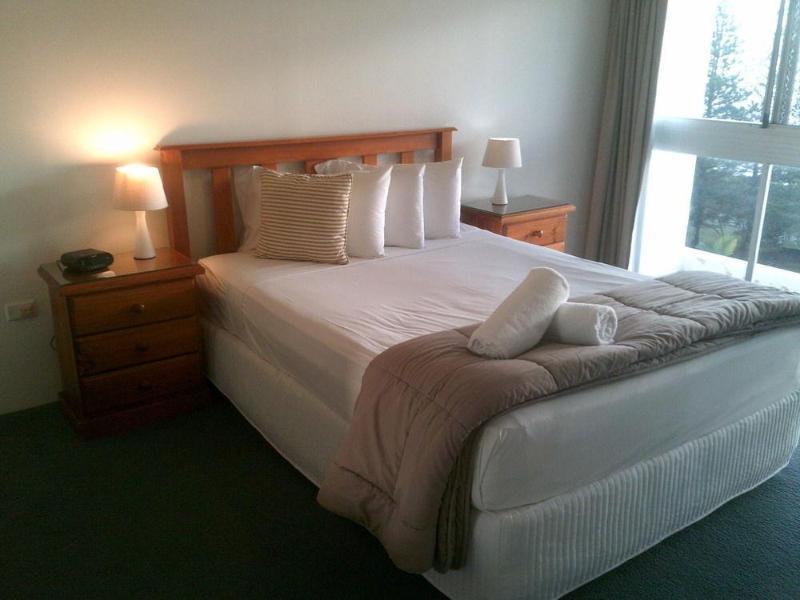 Wyuna Beachfront Holiday Apartments Gold Coast Buitenkant foto